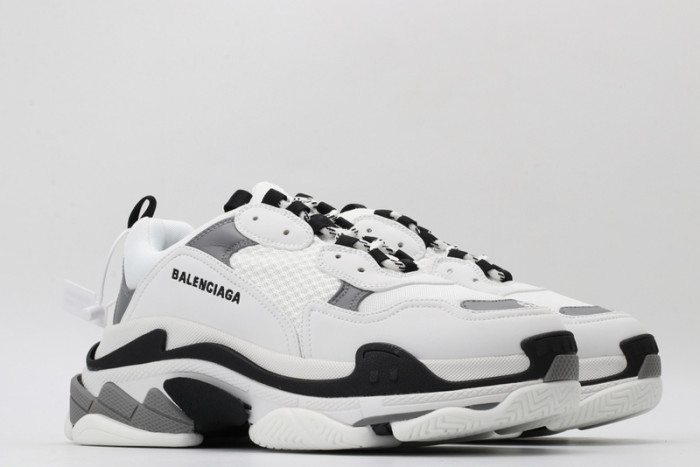 BL TRIPLE S TRAINERS