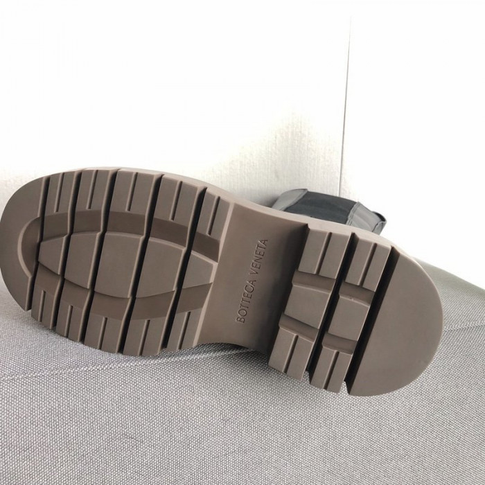 Bo*te*ga ve*ne*ta sneaker