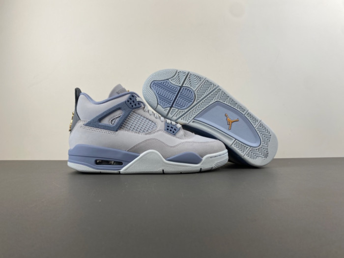 Air Jordan 4 UNC Tar Heels PE HV9204-407