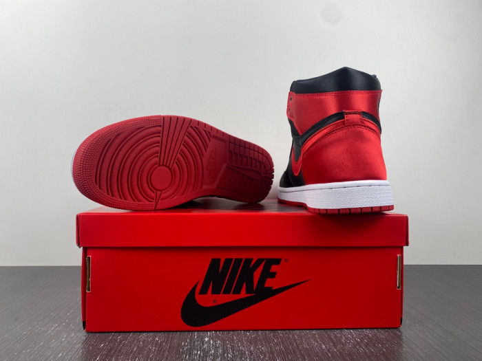 Air Jordan 1 "Satin Bred" (2023) FD4810-061
