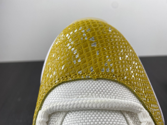 Air Jordan WMNS AIR JORDAN 11 LOW 