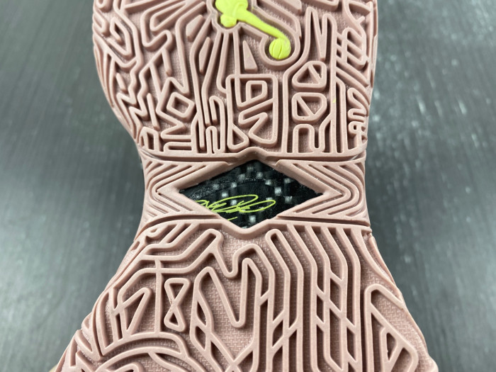 Nike LeBron 20 All-Star DV1192-400