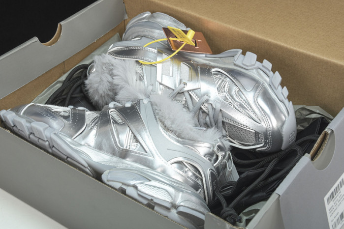 BL TRIPLE S TRAINERS