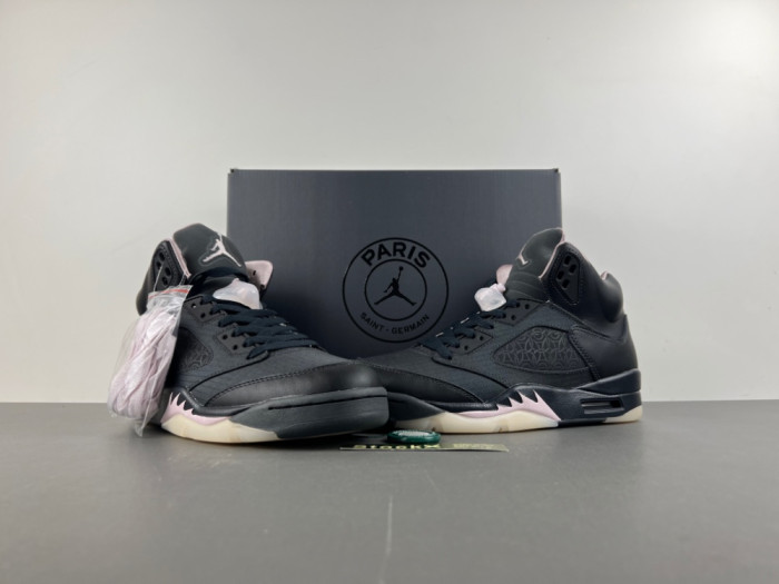 PSG x Air Jordan 5 “Off Noir” HQ3004-001