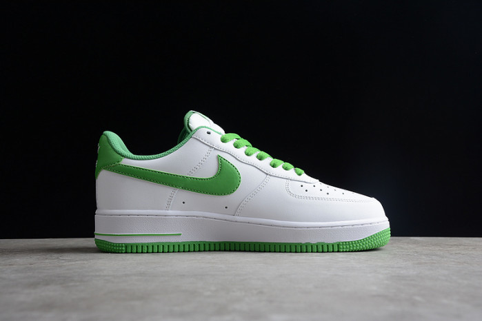NIKE Air Force 1 DH7561-105