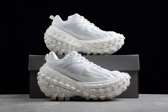 BC DEFENDER SNEAKERS D-1