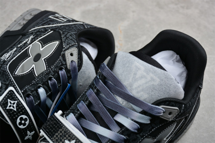 Louis Vuitton LV trainer LVT-209