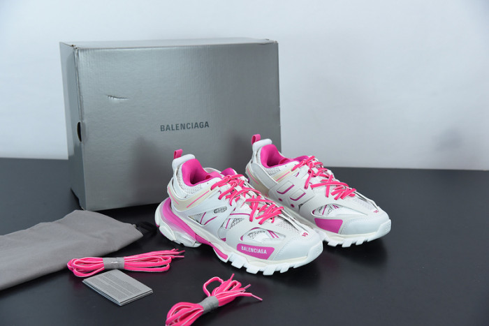 BL TRIPLE S TRAINERS