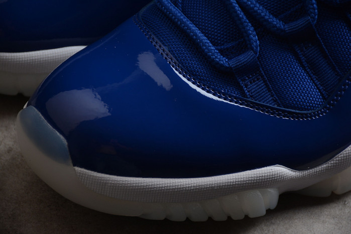 AIR JORDAN 11 RETRO "Midnight Navy White" AT7802-115