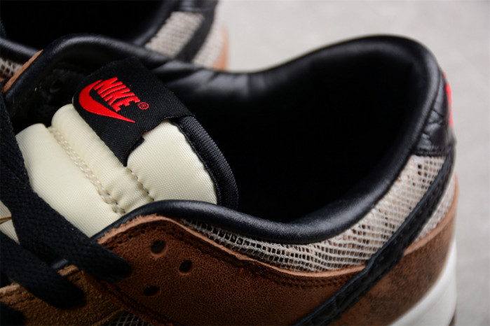 Nike DUNK LOW PREMIUM 