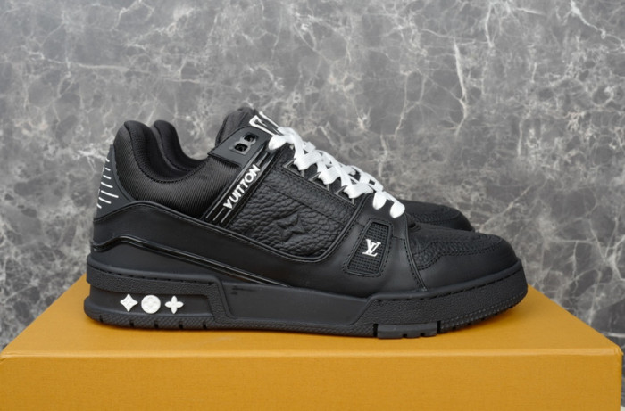 LVT SNEAKERS LOW L&V-02