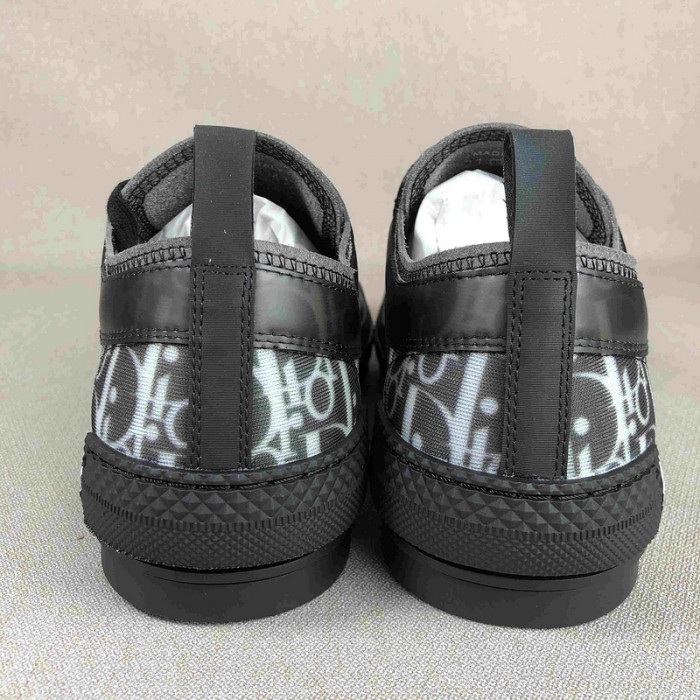 DR B23 OBLIQUE TOP SNEAKER