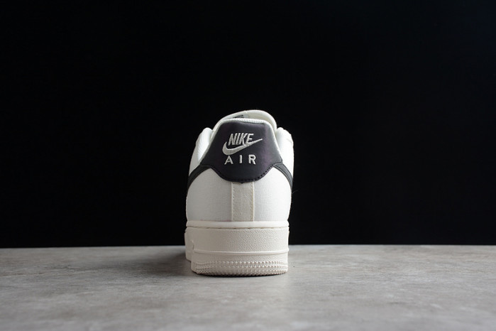 NIKE Air Force 1 315122-104
