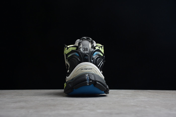 BC Runner W1RC6-0203