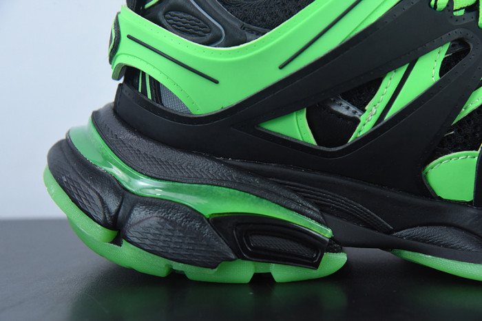 BC TRIPLE TRAINER 542436W3RL11035