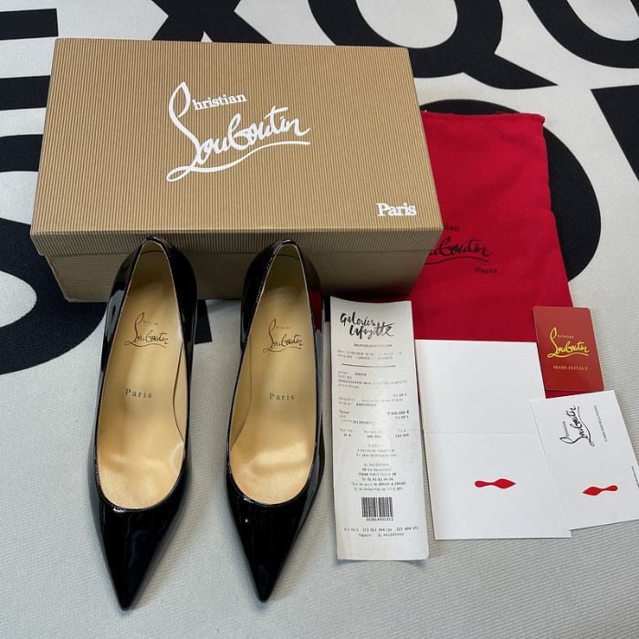 Ch**an louboutin heel