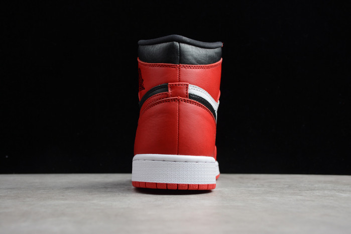 AIR JORDAN 1 RETRO "HOMAGE TO HOME" red 861428-061