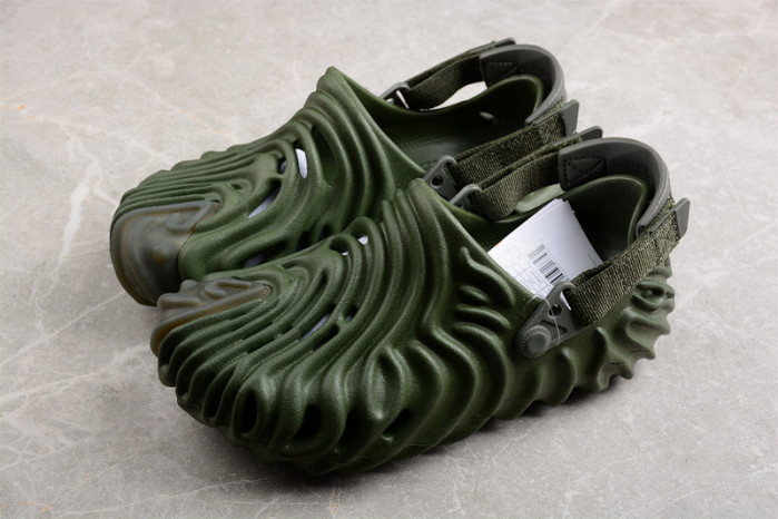 Cr*0*s pollex clog by salehe bembury cucumber 207393-309