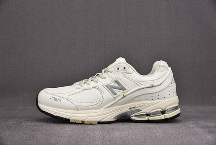 New Balance 2002 ML2002RX