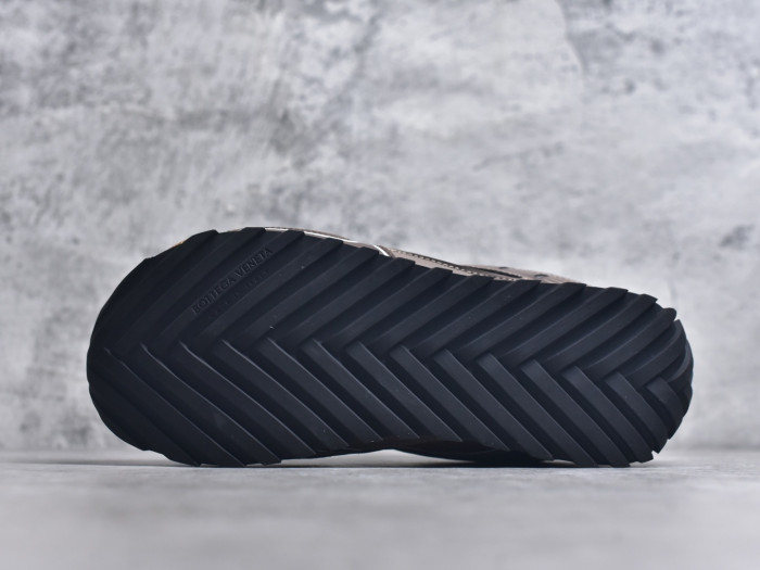 BOTTEGA VENETA SNEAKER BVS-043