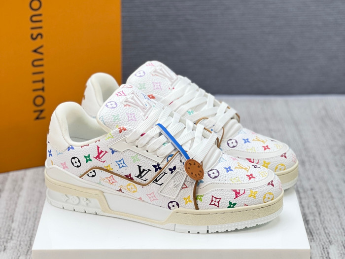 l0vis Vvtt0n lv trainer l&v-261