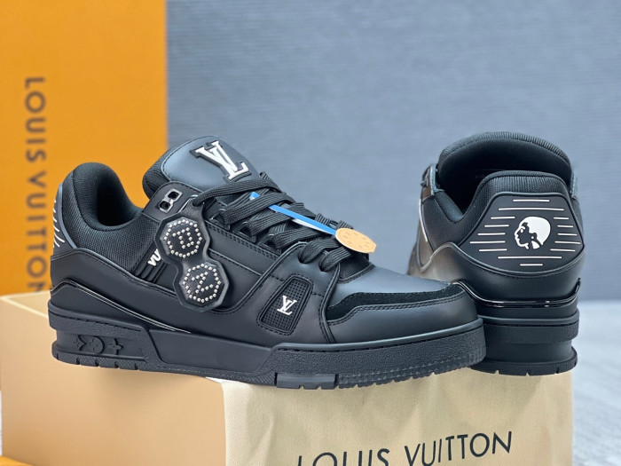 l0vis Vvtt0n lv trainer l&v-262