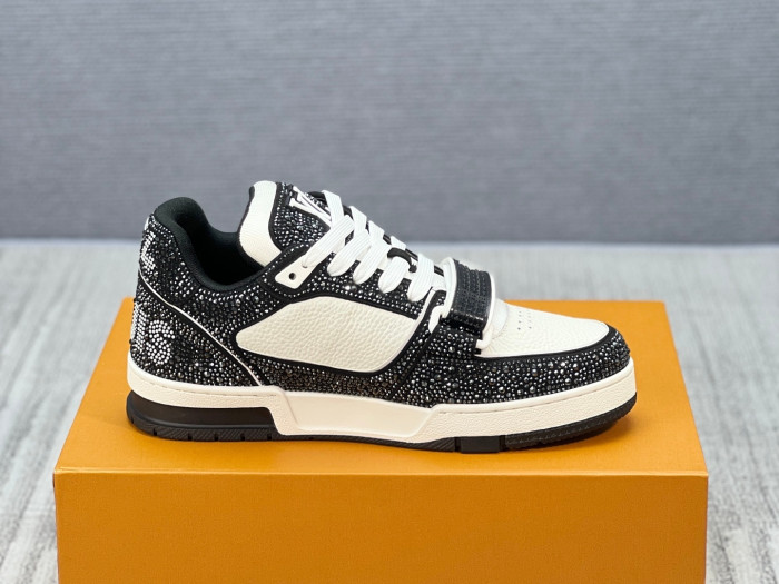 l0vis Vvtt0n lv trainer l&v-279